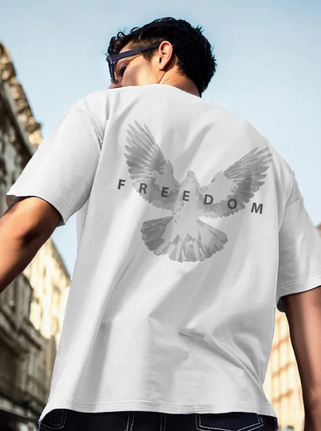 Freedom Oversized T-Shirt – Relaxed and Bold