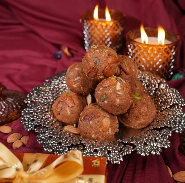 Amritsari Pinni | Made with Pure Desi Ghee & Love